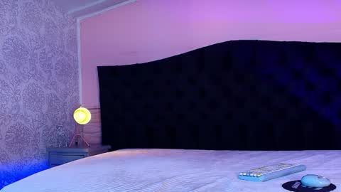 Snapshot of julieta_cortes__ chatting on July 31, 2026, 12:04 pm Julieta online show from July 31, 2026, 12:04 pm