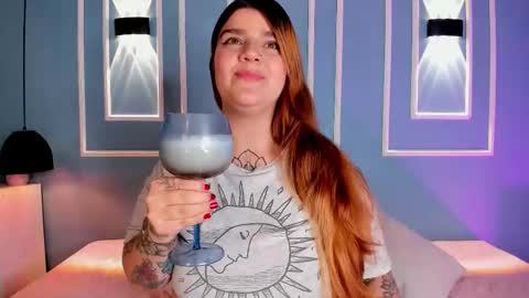 Snapshot of julieta_zc chatting on March 27, 2026, 5:02 am Julieta online show from March 27, 2026, 5:02 am