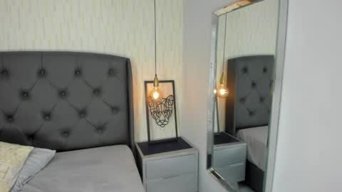 Snapshot of julietabonet chatting on May 11, 2026, 4:04 pm JULI online show from May 11, 2026, 4:04 pm