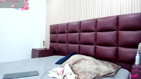 Snapshot of julietakane chatting on December 4, 2025, 5:39 am julietakane online show from December 4, 2025, 5:39 am