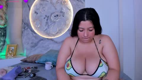 Snapshot of julietakane chatting on December 14, 2025, 5:02 am julietakane online show from December 14, 2025, 5:02 am