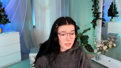 Snapshot of julietaromaniss chatting on January 5, 2025, 8:11 am Julieta or Jully online show from January 5, 2025, 8:11 am