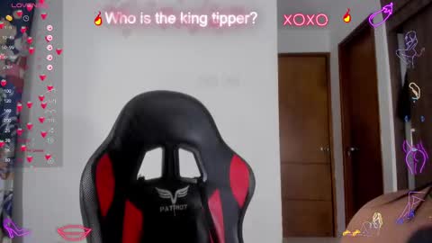 serafelle online show from February 19, 2025, 1:40 am