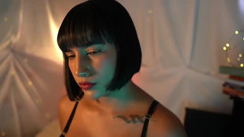 julietawinona online show from January 13, 2025, 10:13 pm