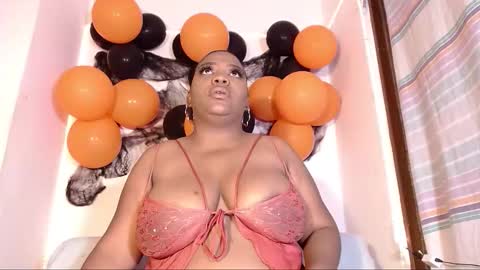 Snapshot of julieth_brown1 chatting on November 1, 2025, 8:22 pm Julieth Brown online show from November 1, 2025, 8:22 pm