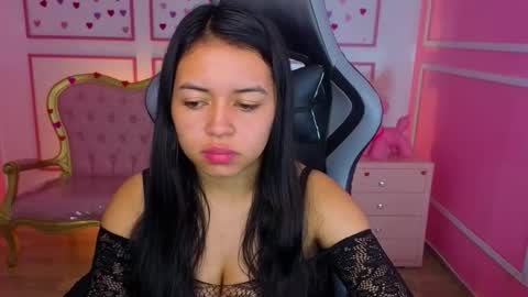 Snapshot of julietha_dior_t chatting on November 21, 2025, 2:54 am julietha_dior_t online show from November 21, 2025, 2:54 am