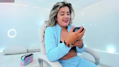 Snapshot of julietha_taylor chatting on February 11, 2025, 2:57 am Julietha online show from February 11, 2025, 2:57 am