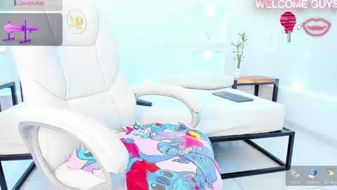 Snapshot of julietha_taylor chatting on February 26, 2025, 5:20 am Julietha online show from February 26, 2025, 5:20 am