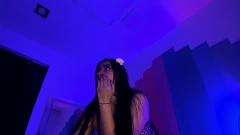 Snapshot of juliethcruz chatting on July 13, 2026, 7:49 pm online show from July 13, 2026, 7:49 pm