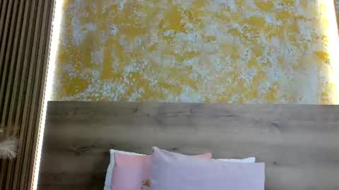 Snapshot of julietta_pink chatting on July 8, 2026, 12:09 pm Julieta online show from July 8, 2026, 12:09 pm