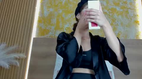 Snapshot of julietta_pink chatting on July 12, 2026, 12:40 pm Julieta online show from July 12, 2026, 12:40 pm