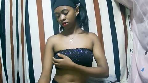 Snapshot of juliette9794 chatting on November 16, 2025, 4:01 pm juliette9794 online show from November 16, 2025, 4:01 pm