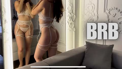 Julie online show from February 1, 2025, 6:51 pm