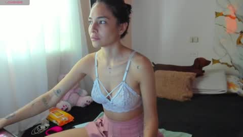 Snapshot of juliette_sweet05 chatting on June 14, 2026, 3:25 pm juliette online show from June 14, 2026, 3:25 pm