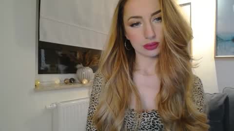 JulietteSensual online show from February 23, 2025, 6:34 pm