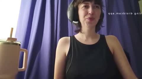 julietxxx03 online show from June 2, 2026, 3:30 am