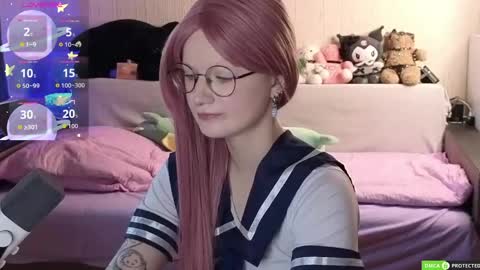 julifisher online show from May 7, 2026, 5:24 am