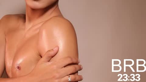 Snapshot of julii_rico chatting on May 11, 2026, 4:04 pm JULI online show from May 11, 2026, 4:04 pm