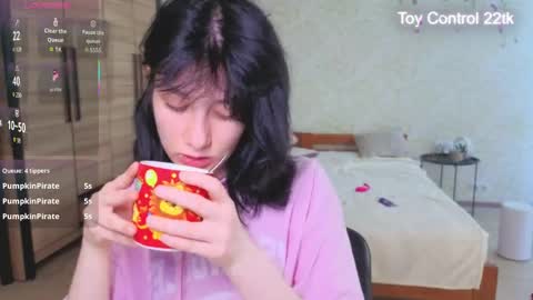 Snapshot of julissweet chatting on June 6, 2026, 7:13 am Asmodeus online show from June 6, 2026, 7:13 am