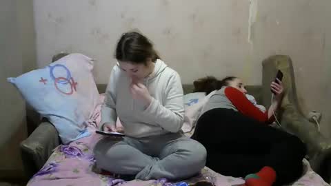 Snapshot of juliya_katie chatting on March 1, 2025, 9:04 pm Juliya Katie online show from March 1, 2025, 9:04 pm