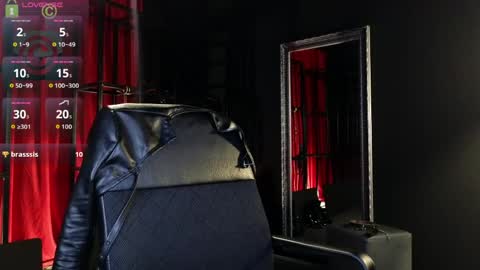 Julya Mistress online show from April 28, 2026, 6:24 pm