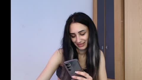 Snapshot of julyanarains chatting on May 20, 2026, 11:27 am Julyana online show from May 20, 2026, 11:27 am