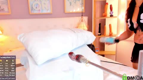 Snapshot of julyanna_ chatting on January 9, 2025, 8:22 pm Juliana online show from January 9, 2025, 8:22 pm