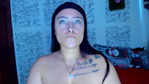 Snapshot of julybravo chatting on March 22, 2026, 10:46 pm juliana online show from March 22, 2026, 10:46 pm