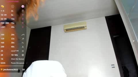 Snapshot of julyssa_sanders chatting on January 20, 2025, 12:25 am July online show from January 20, 2025, 12:25 am