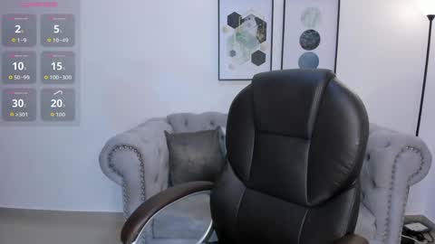 Snapshot of julyy_adams chatting on May 8, 2026, 3:23 am July Adams online show from May 8, 2026, 3:23 am