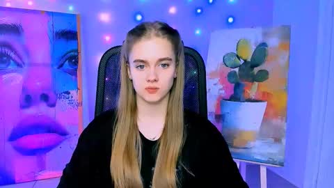 junewoods online show from February 18, 2026, 7:15 am