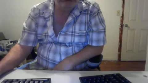 Snapshot of junkhp1 chatting on June 8, 2026, 10:26 am junkhp1 online show from June 8, 2026, 10:26 am
