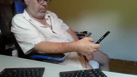 Snapshot of junkhp1 chatting on July 1, 2026, 6:07 pm junkhp1 online show from July 1, 2026, 6:07 pm