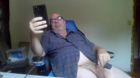 Snapshot of junkhp1 chatting on July 17, 2026, 8:03 pm junkhp1 online show from July 17, 2026, 8:03 pm