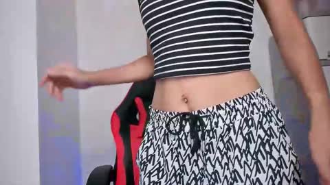 Snapshot of junovaughn chatting on September 9, 2025, 2:11 am junovaughn online show from September 9, 2025, 2:11 am