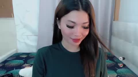 Snapshot of juny_lany chatting on October 2, 2025, 1:29 pm Karla online show from October 2, 2025, 1:29 pm