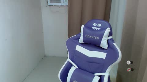 Snapshot of juny_lany chatting on March 8, 2026, 5:22 am Karla online show from March 8, 2026, 5:22 am