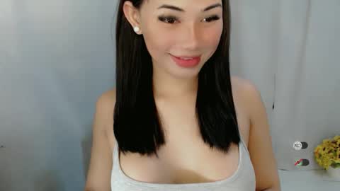 Julia online show from January 19, 2026, 6:28 am