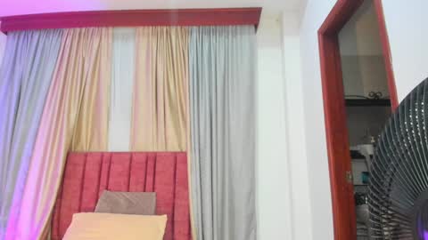 Snapshot of jupiterfoxxxx chatting on January 29, 2025, 11:30 am Jupiter Fox online show from January 29, 2025, 11:30 am