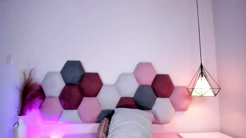 Snapshot of jupiterfoxxxx chatting on September 15, 2025, 11:05 pm Jupiter Fox online show from September 15, 2025, 11:05 pm