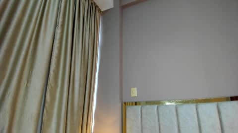 Snapshot of jupiterfoxxxx chatting on November 30, 2025, 2:32 pm Jupiter Fox online show from November 30, 2025, 2:32 pm