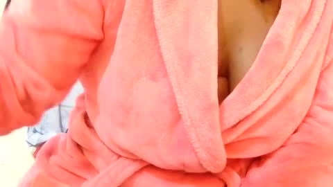 jusst_ayanna online show from July 24, 2026, 10:57 am