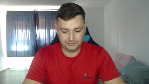 Snapshot of just_a_nice_guy_27 chatting on December 18, 2024, 11:13 am Alex online show from December 18, 2024, 11:13 am