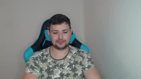 Snapshot of just_a_nice_guy_27 chatting on January 17, 2025, 11:27 am Alex online show from January 17, 2025, 11:27 am