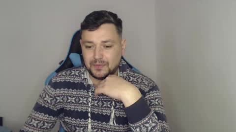 Snapshot of just_a_nice_guy_27 chatting on February 12, 2025, 2:21 pm Alex online show from February 12, 2025, 2:21 pm