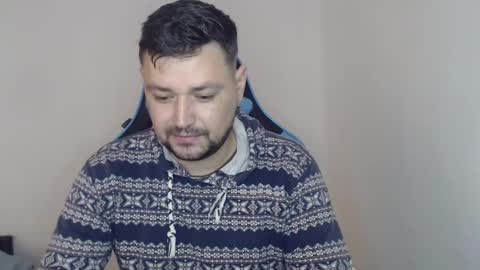 Snapshot of just_a_nice_guy_27 chatting on February 14, 2025, 11:31 am Alex online show from February 14, 2025, 11:31 am