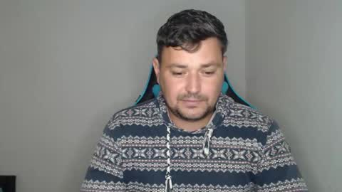 Snapshot of just_a_nice_guy_27 chatting on October 17, 2025, 11:24 am Alex online show from October 17, 2025, 11:24 am