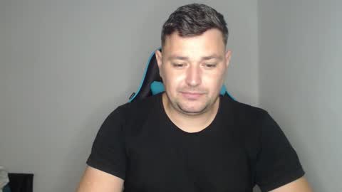 Snapshot of just_a_nice_guy_27 chatting on November 7, 2025, 11:21 am Alex online show from November 7, 2025, 11:21 am