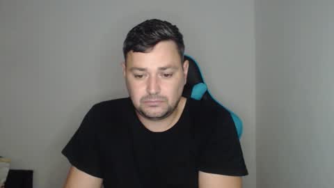 Snapshot of just_a_nice_guy_27 chatting on November 29, 2025, 11:24 am Alex online show from November 29, 2025, 11:24 am