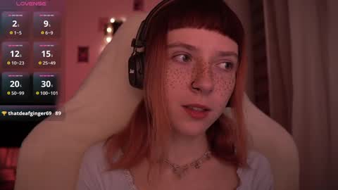 Snapshot of just_busking chatting on December 3, 2024, 2:14 am Julia online show from December 3, 2024, 2:14 am